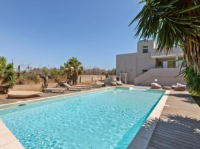 Refreshing Villa in Ugento with Private Swimming Pool